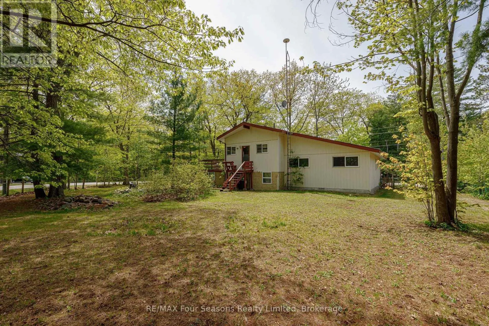 828 OXBOW PARK DRIVE