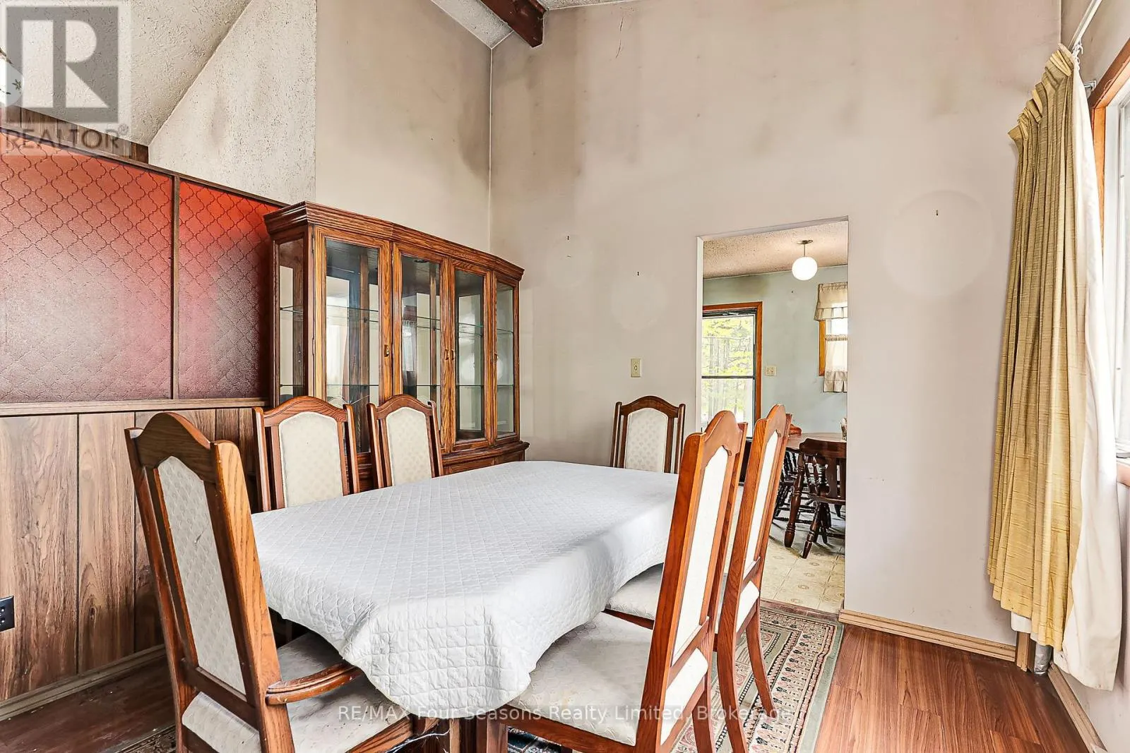 828 OXBOW PARK DRIVE