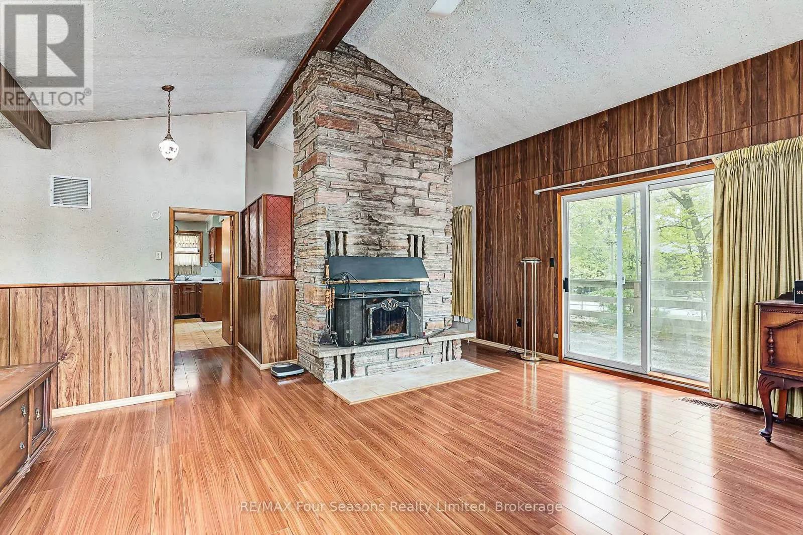 828 OXBOW PARK DRIVE