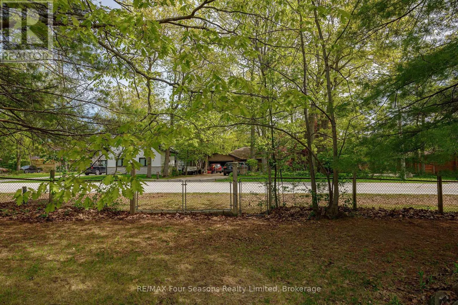 828 OXBOW PARK DRIVE