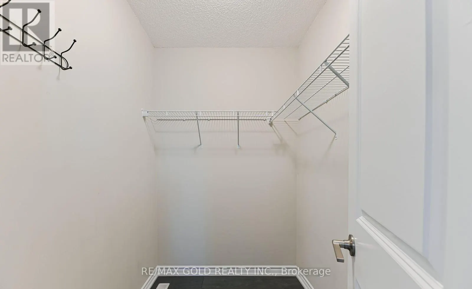 72 BROWN BEAR STREET