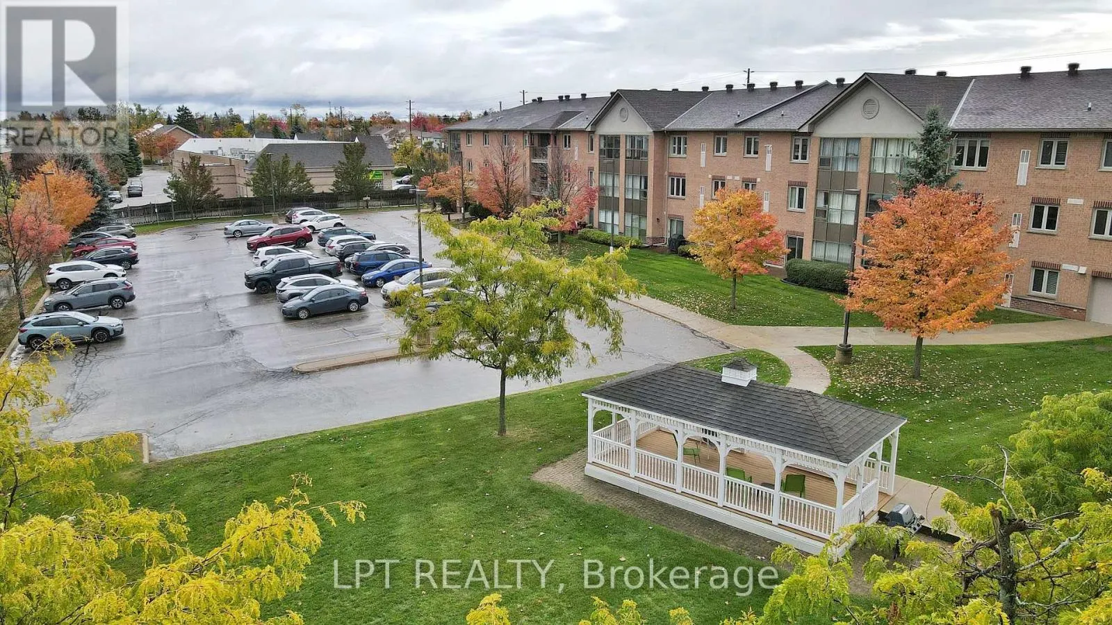 110 - 500 MAPLEVIEW DRIVE W