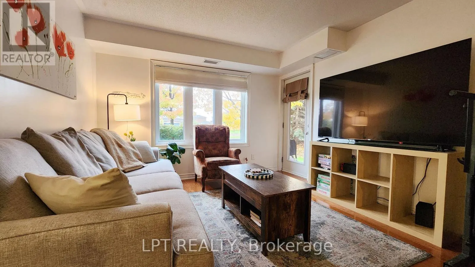 110 - 500 MAPLEVIEW DRIVE W