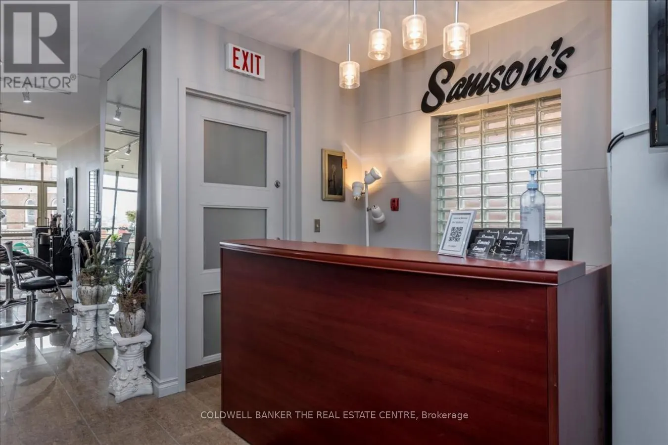 200 - 50 DUNLOP STREET E