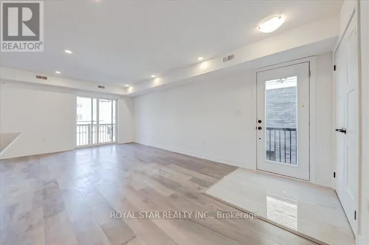 2 - 14 PUMPKIN COR CRESCENT