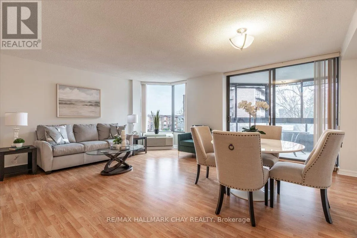 204 - 181 COLLIER STREET