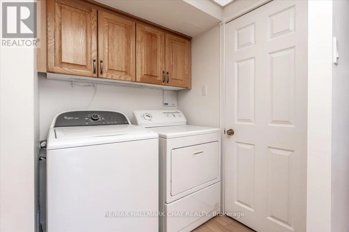 204 - 181 COLLIER STREET