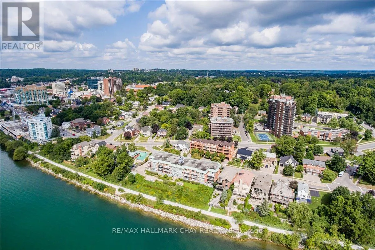 204 - 181 COLLIER STREET