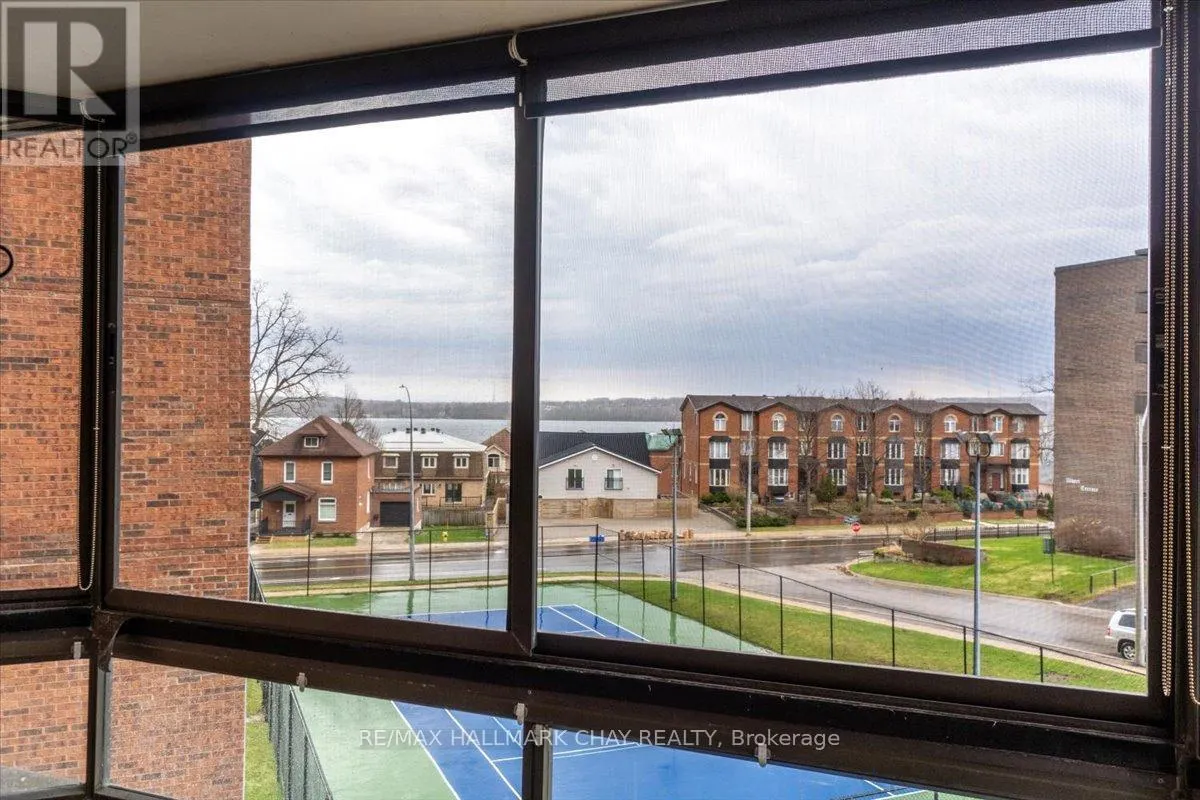 204 - 181 COLLIER STREET