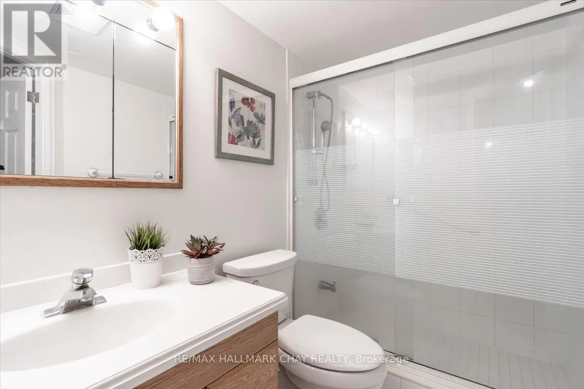 204 - 181 COLLIER STREET