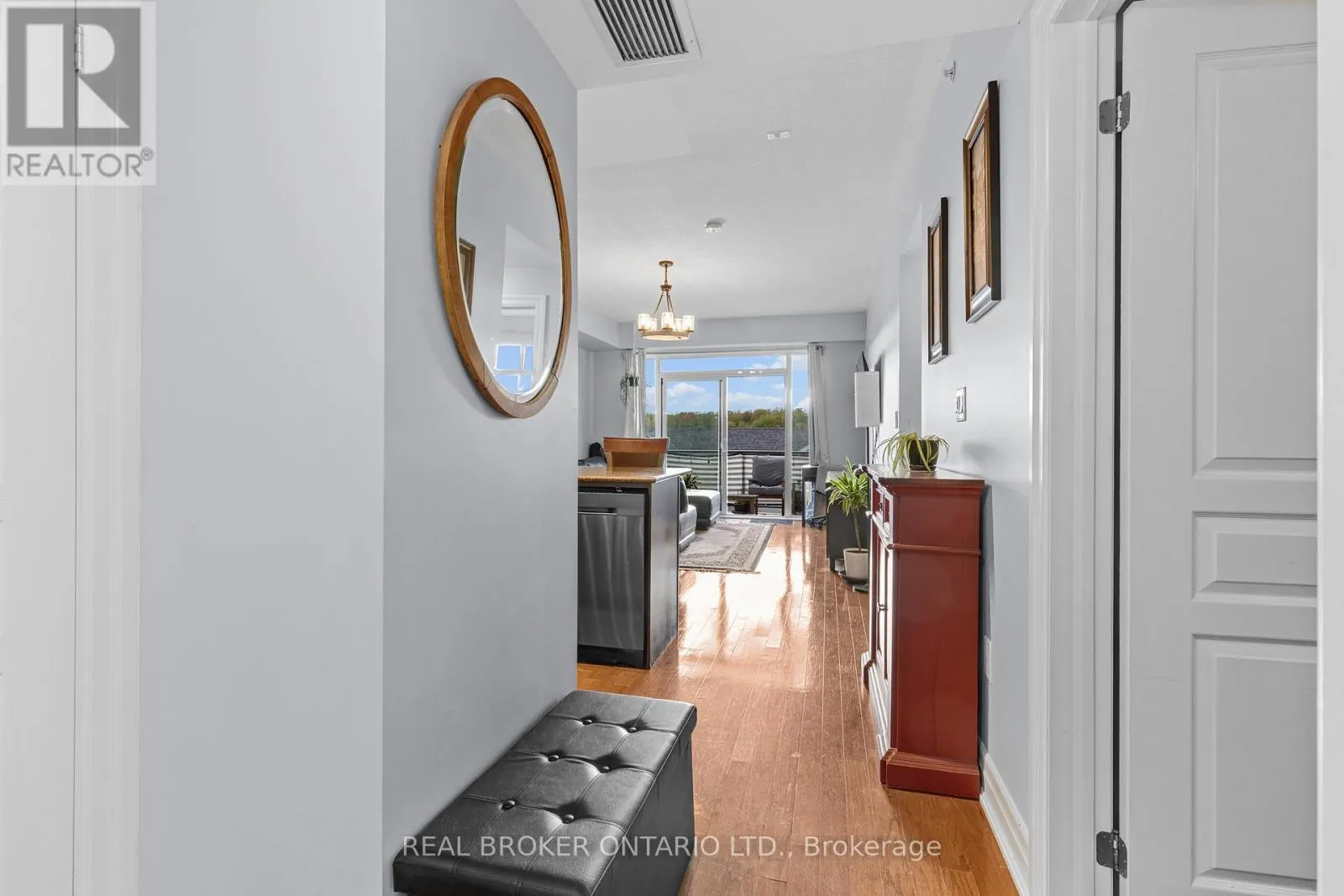 302 - 1 SHIPYARD LANE