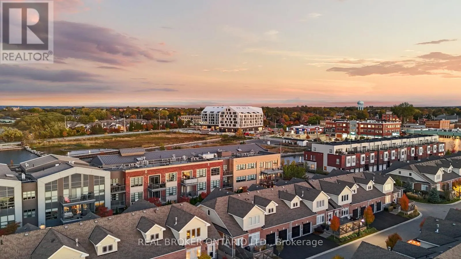 302 - 1 SHIPYARD LANE