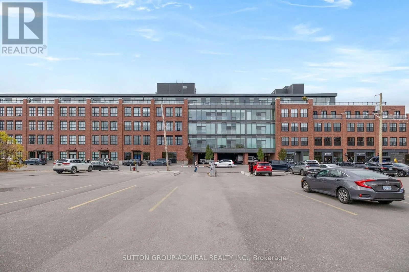 305 - 21 MATCHEDASH STREET