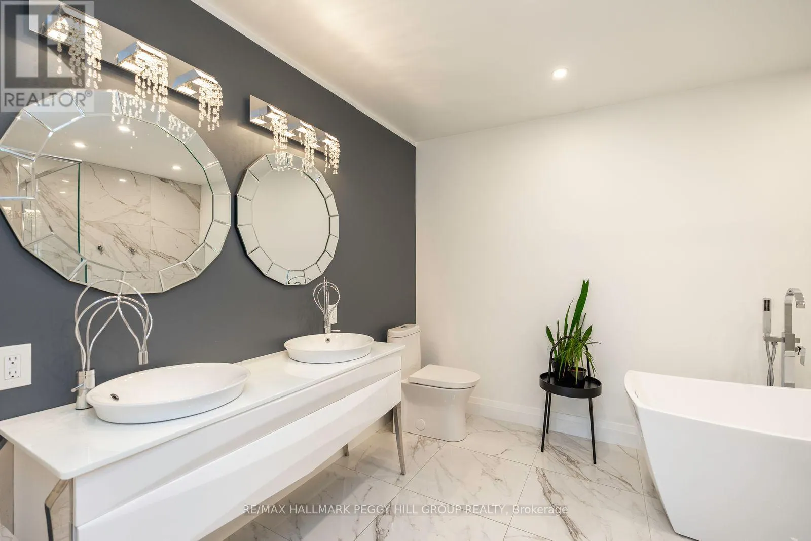 127 GOLDFINCH CRESCENT