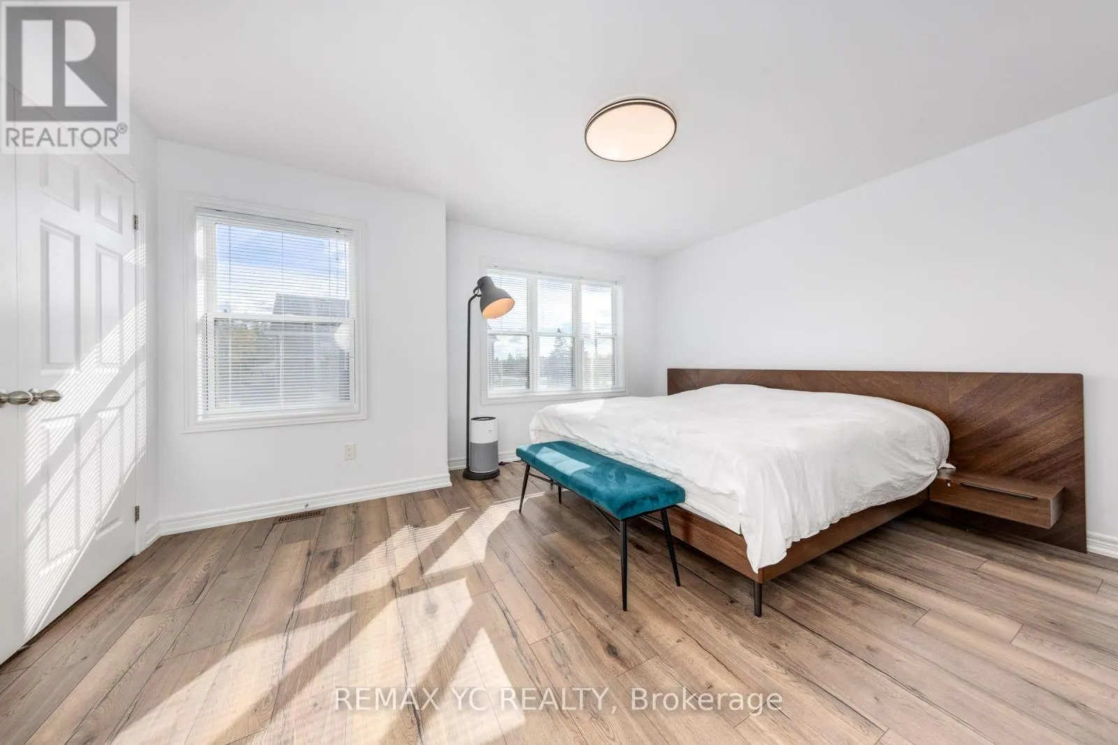 2 - 1 LEGGOTT AVENUE