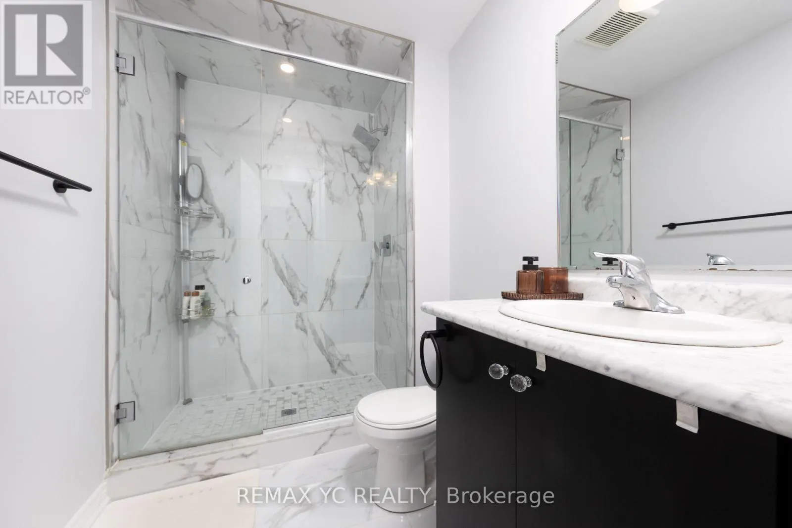 2 - 1 LEGGOTT AVENUE