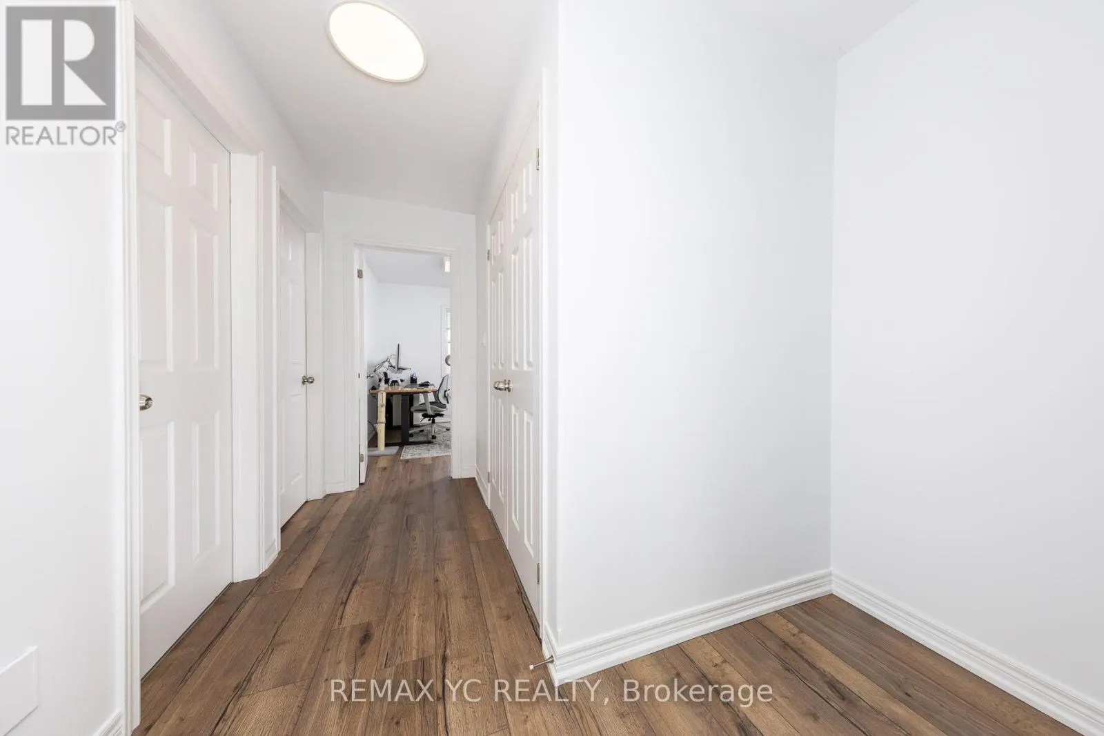 2 - 1 LEGGOTT AVENUE