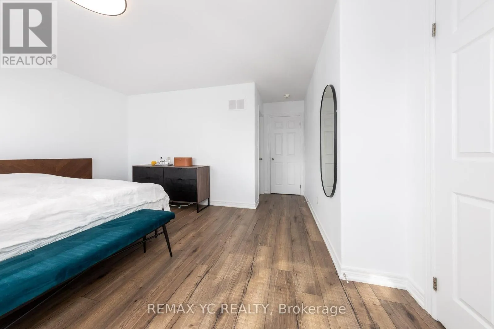 2 - 1 LEGGOTT AVENUE