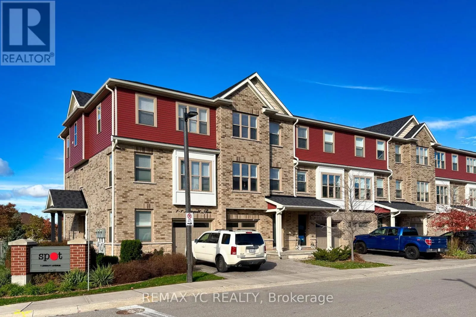 2 - 1 LEGGOTT AVENUE