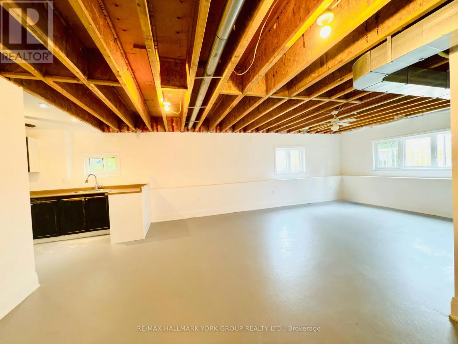 LOWER - 51 LITTLE LAKE DRIVE