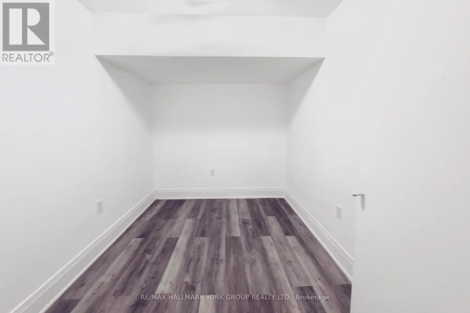 LOWER - 51 LITTLE LAKE DRIVE