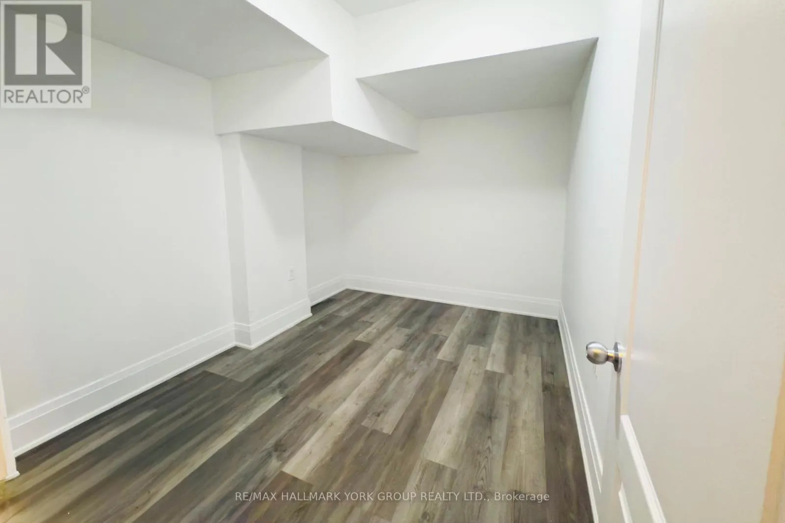 LOWER - 51 LITTLE LAKE DRIVE