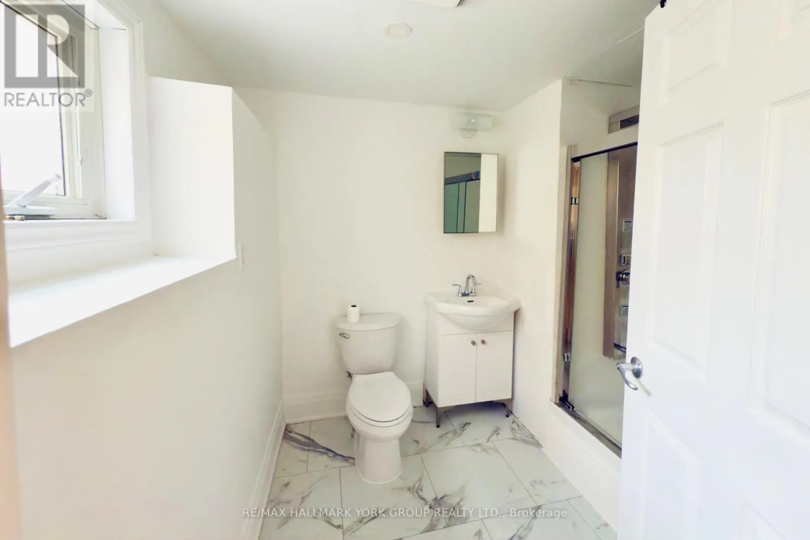 LOWER - 51 LITTLE LAKE DRIVE