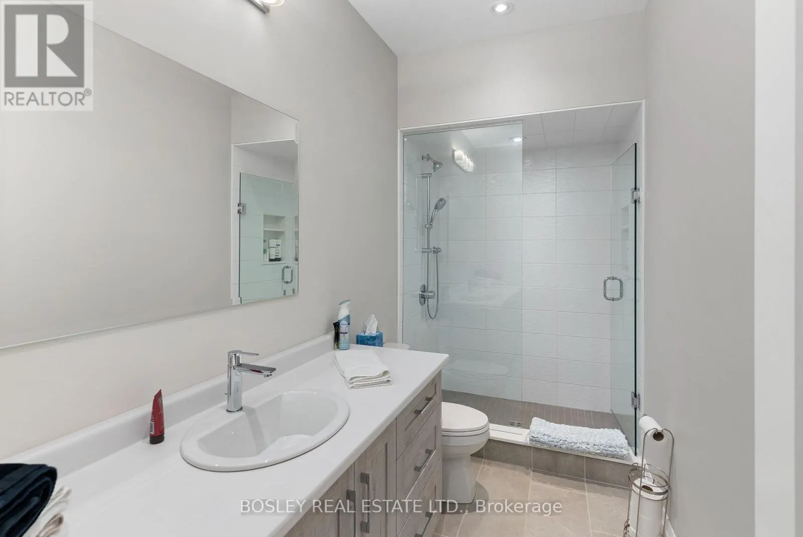 COTTAGE - 152 FARLAIN LAKE ROAD E