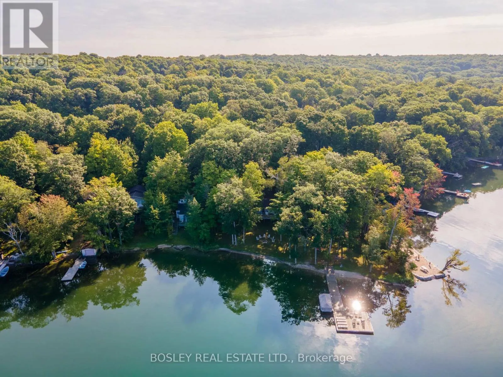 COTTAGE - 152 FARLAIN LAKE ROAD E