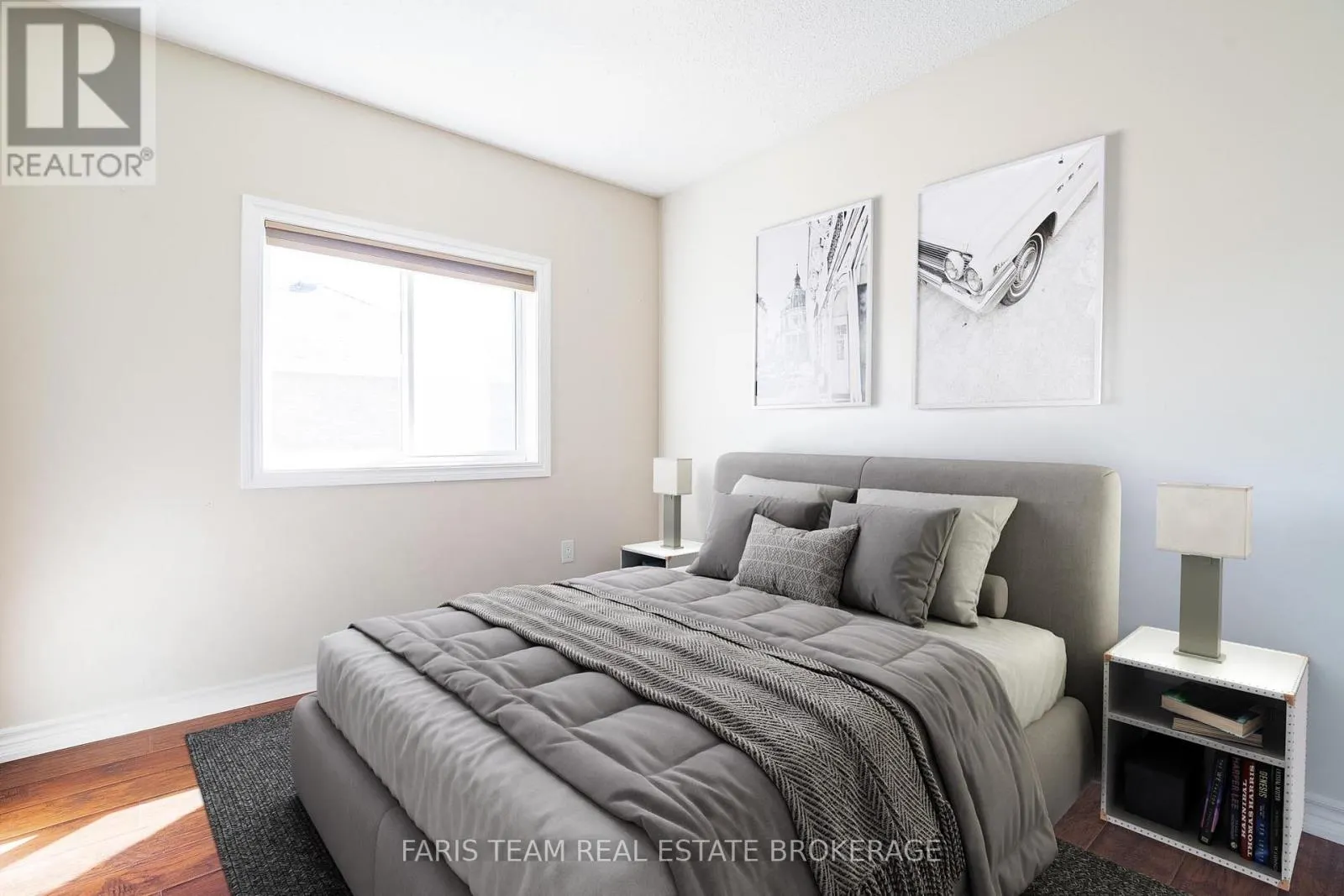 30 SOUTHWOODS CRESCENT