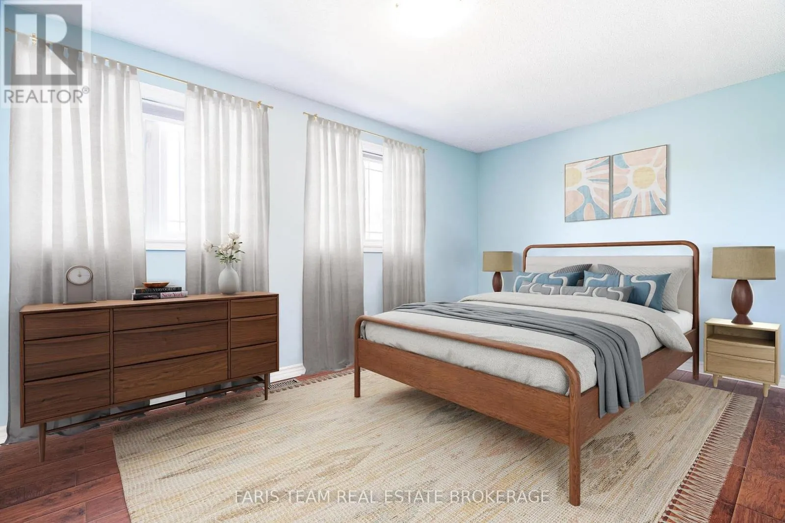 30 SOUTHWOODS CRESCENT