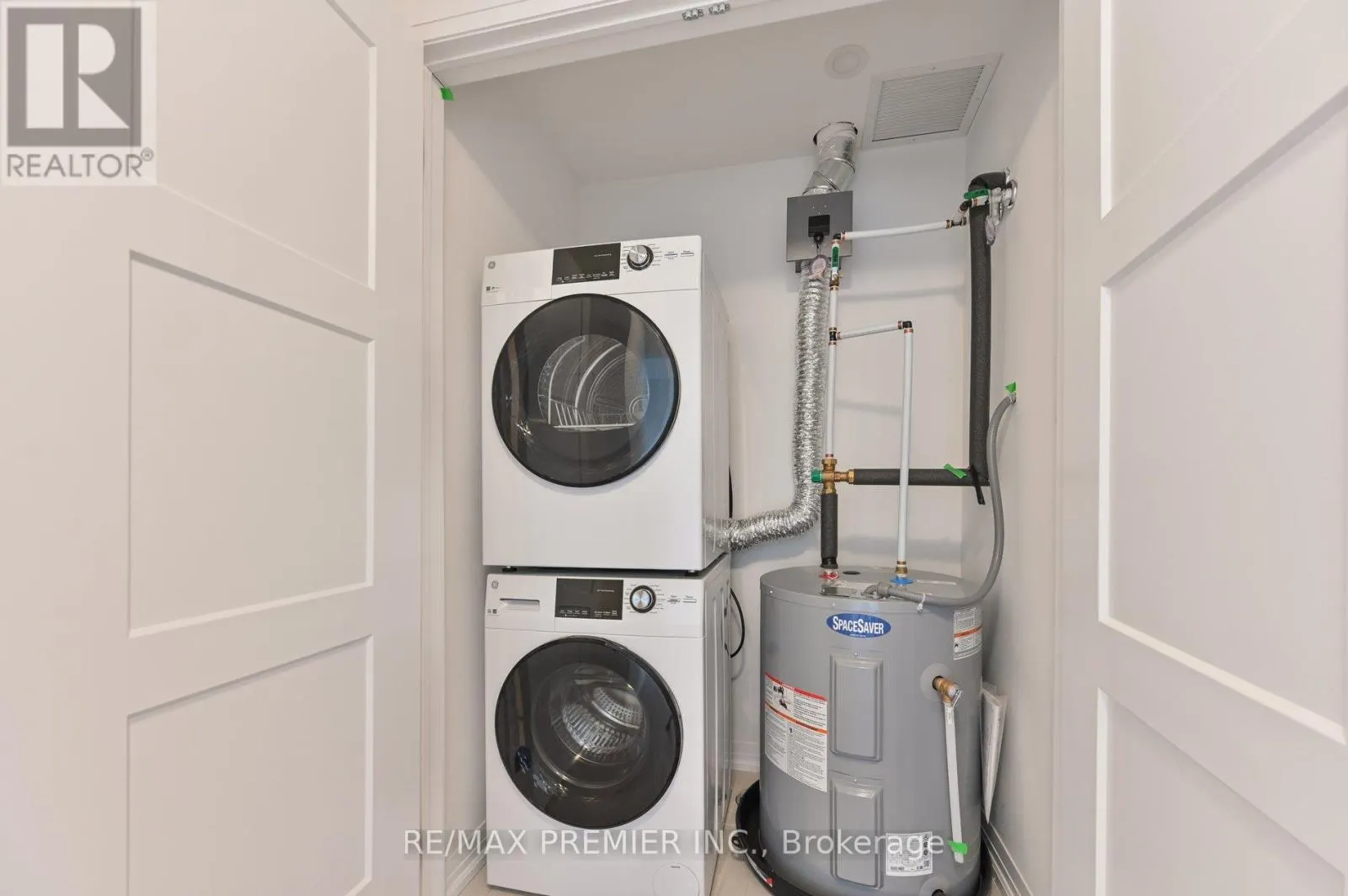 603 - 15 KNEESHAW DRIVE