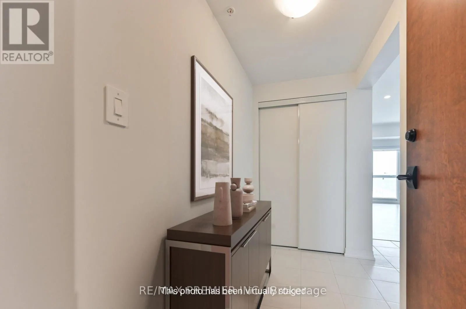 603 - 15 KNEESHAW DRIVE