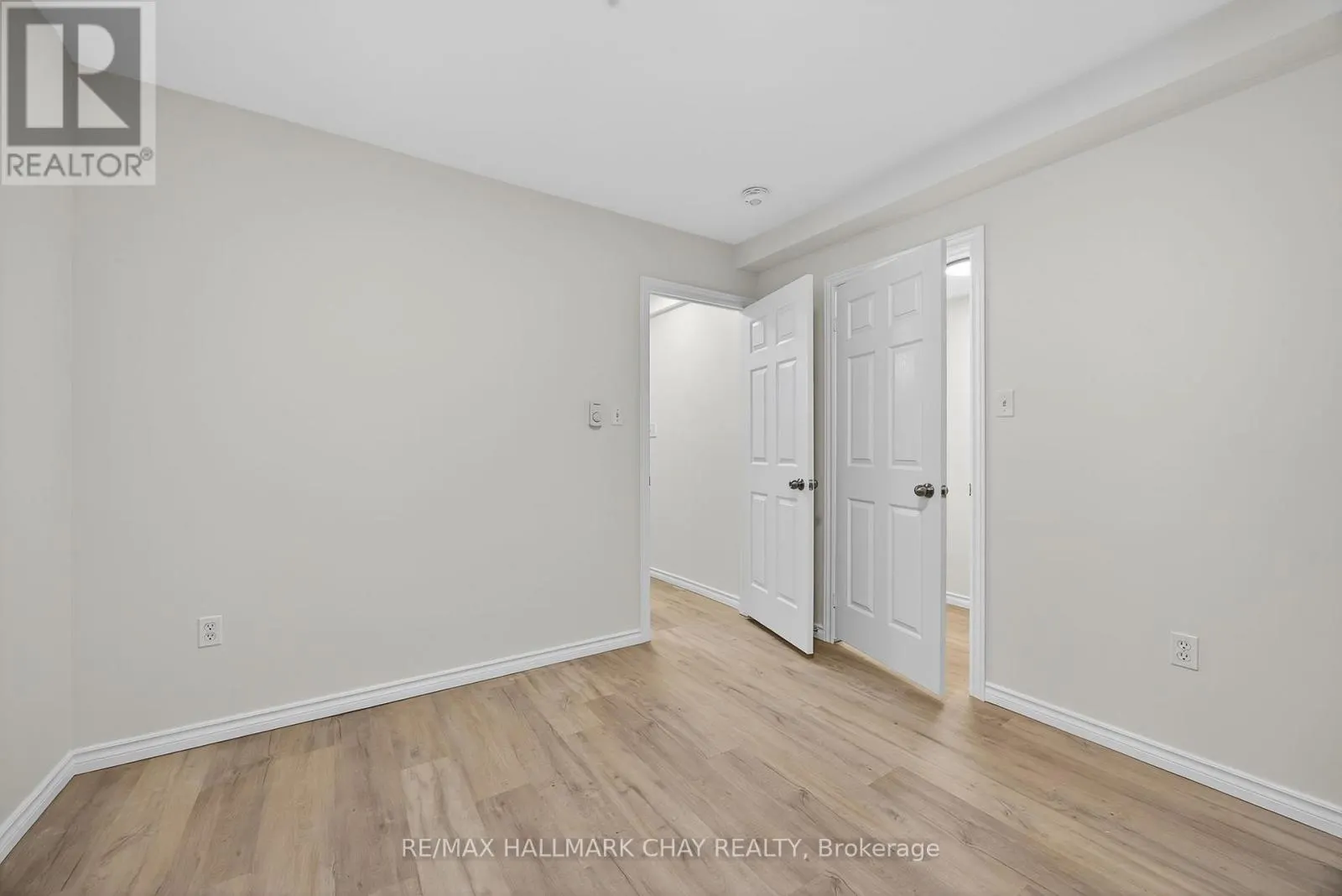 LOWER - 158 PRINGLE DRIVE