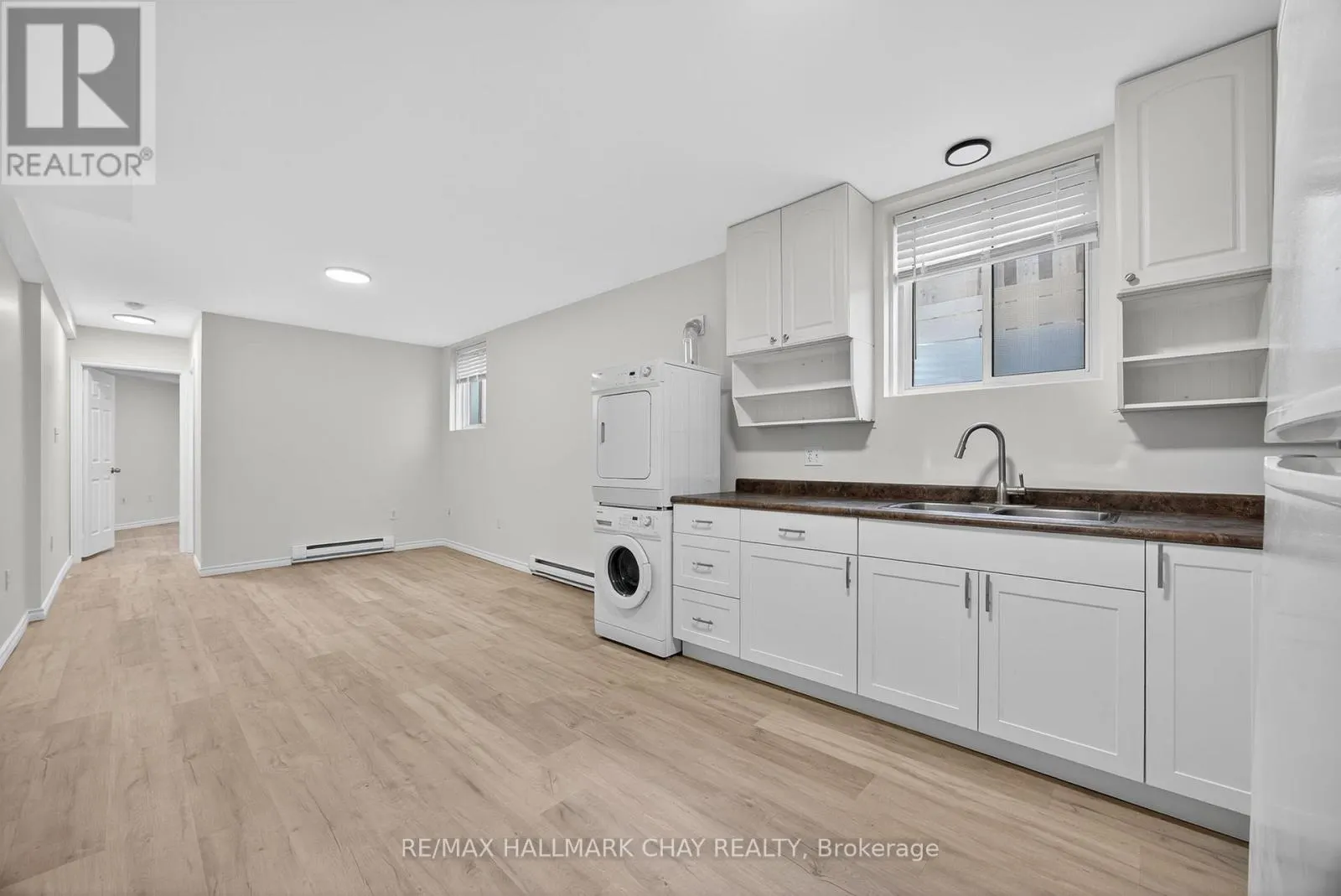 LOWER - 158 PRINGLE DRIVE