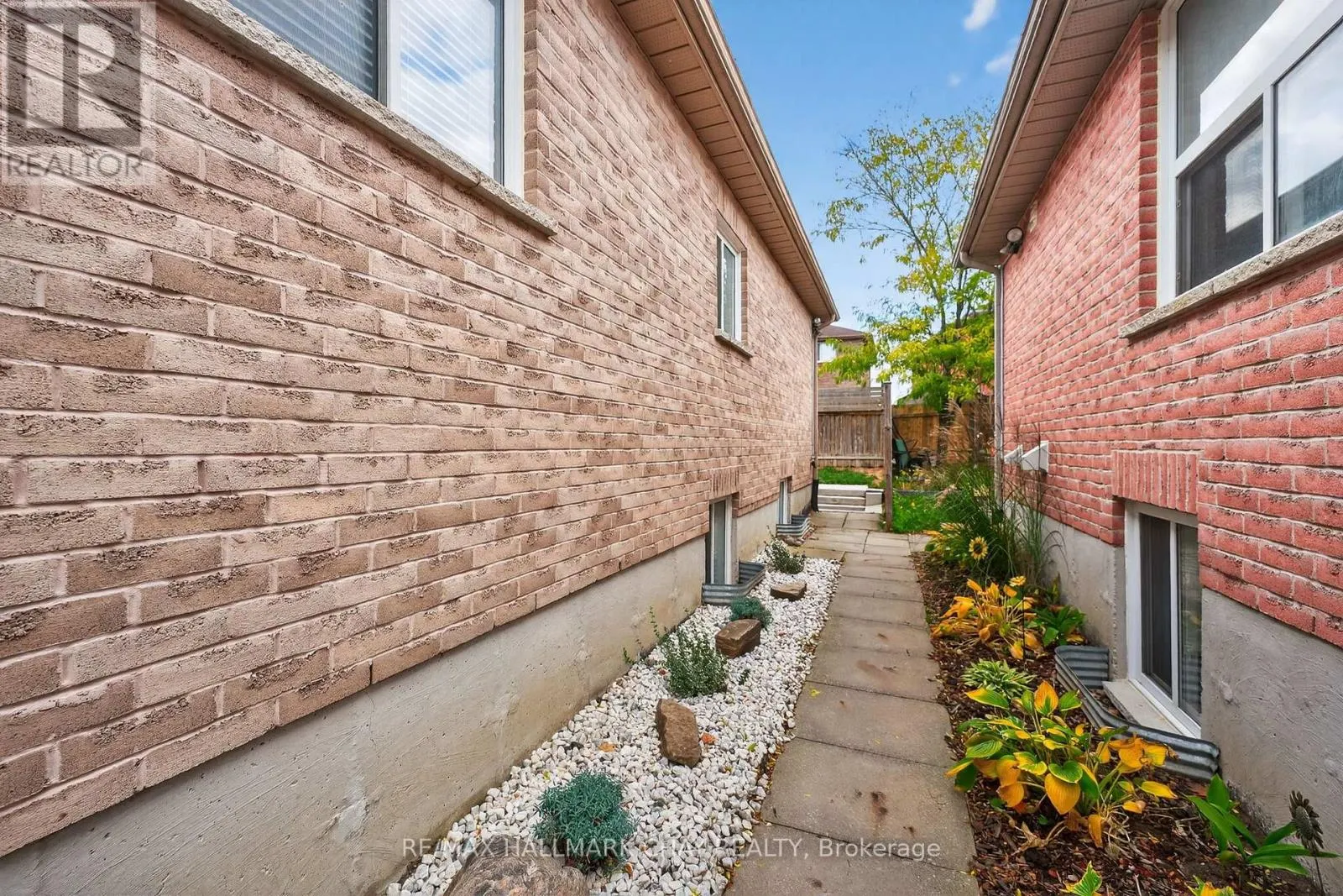 LOWER - 158 PRINGLE DRIVE