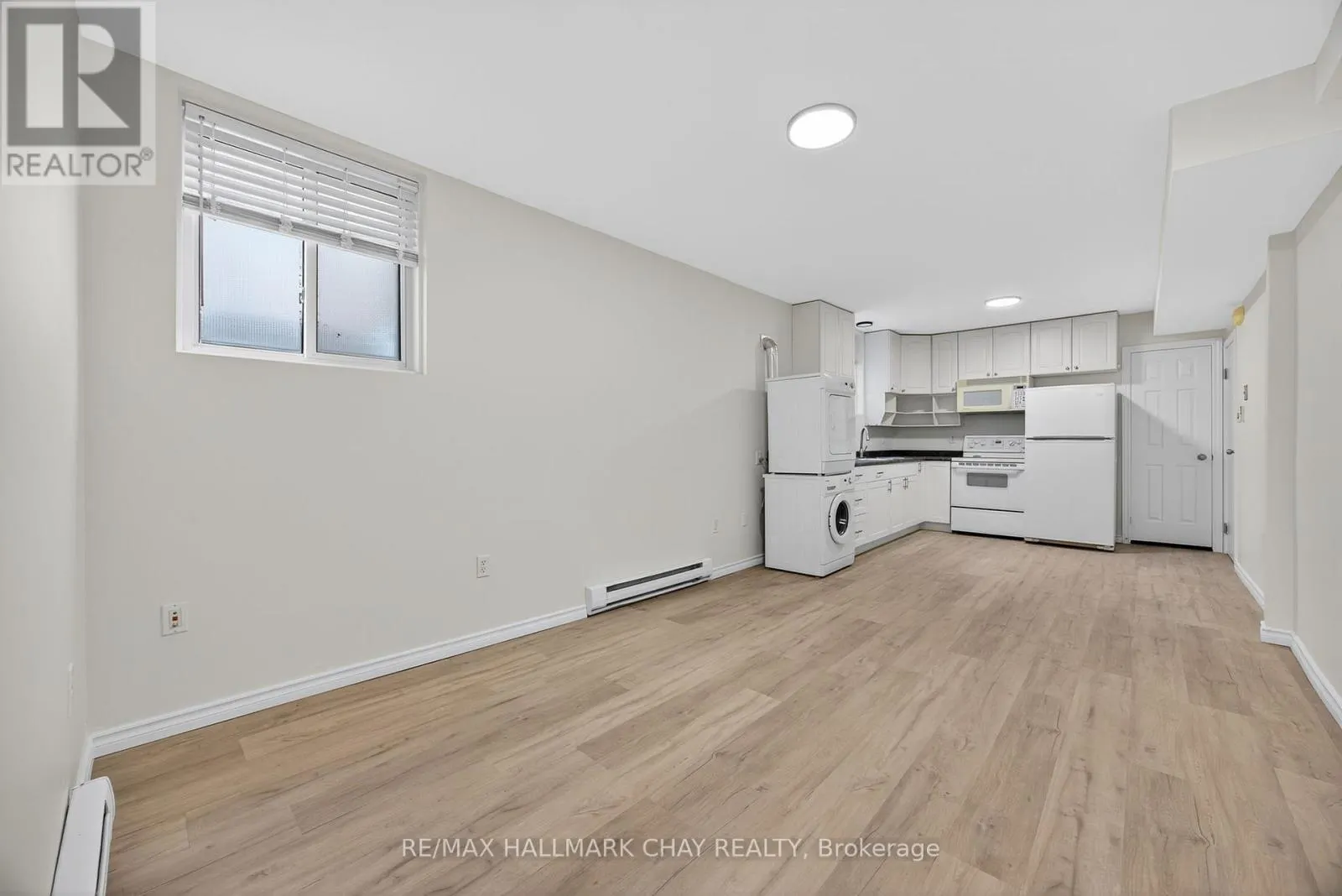 LOWER - 158 PRINGLE DRIVE