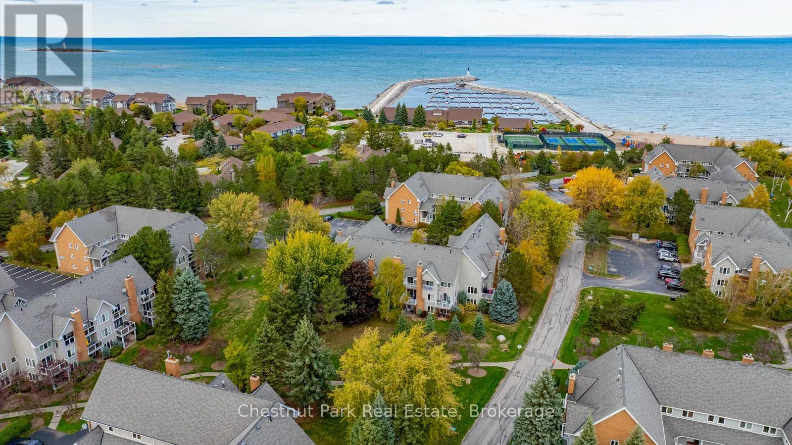 97 - 18 RAMBLINGS WAY, #97