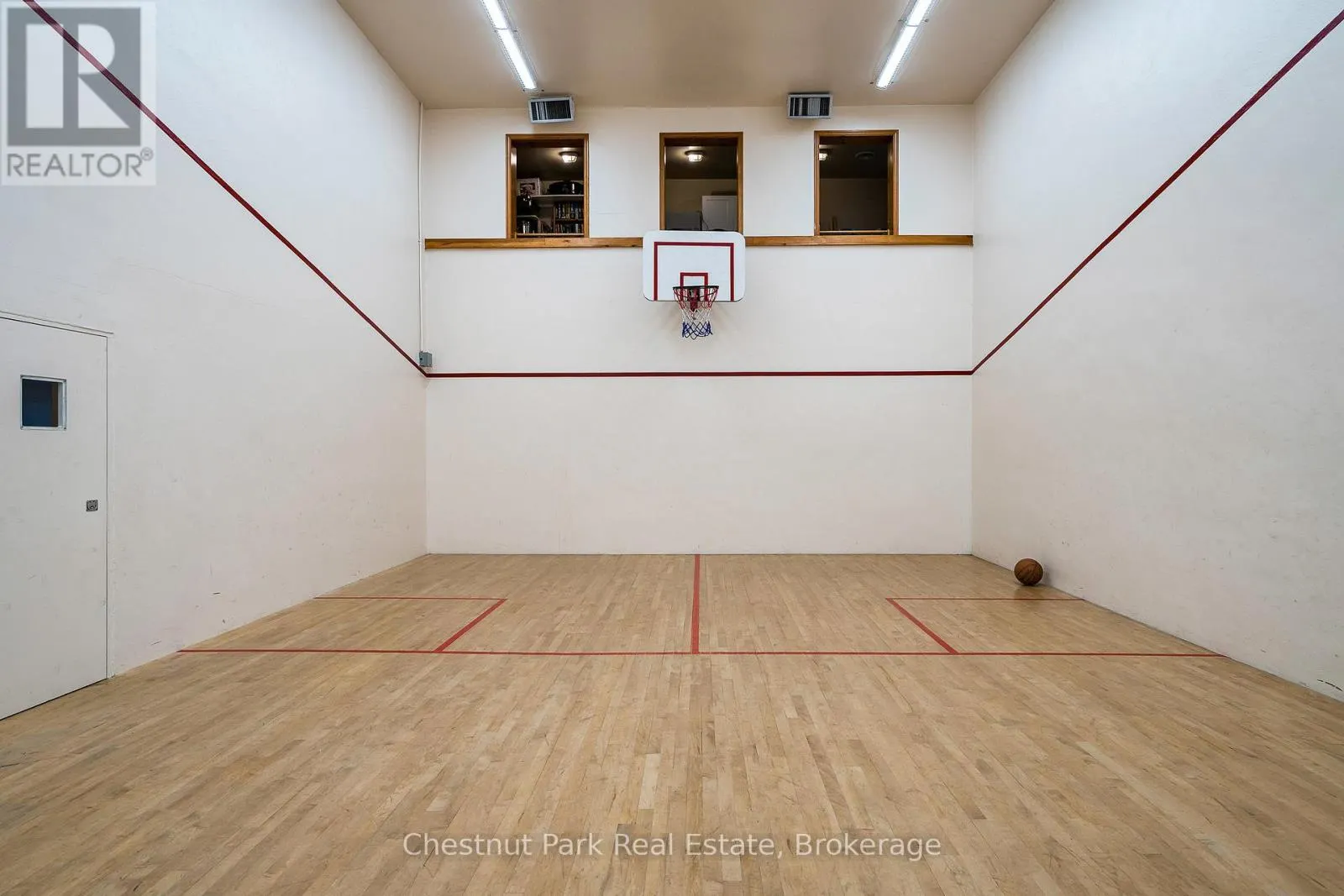 97 - 18 RAMBLINGS WAY, #97