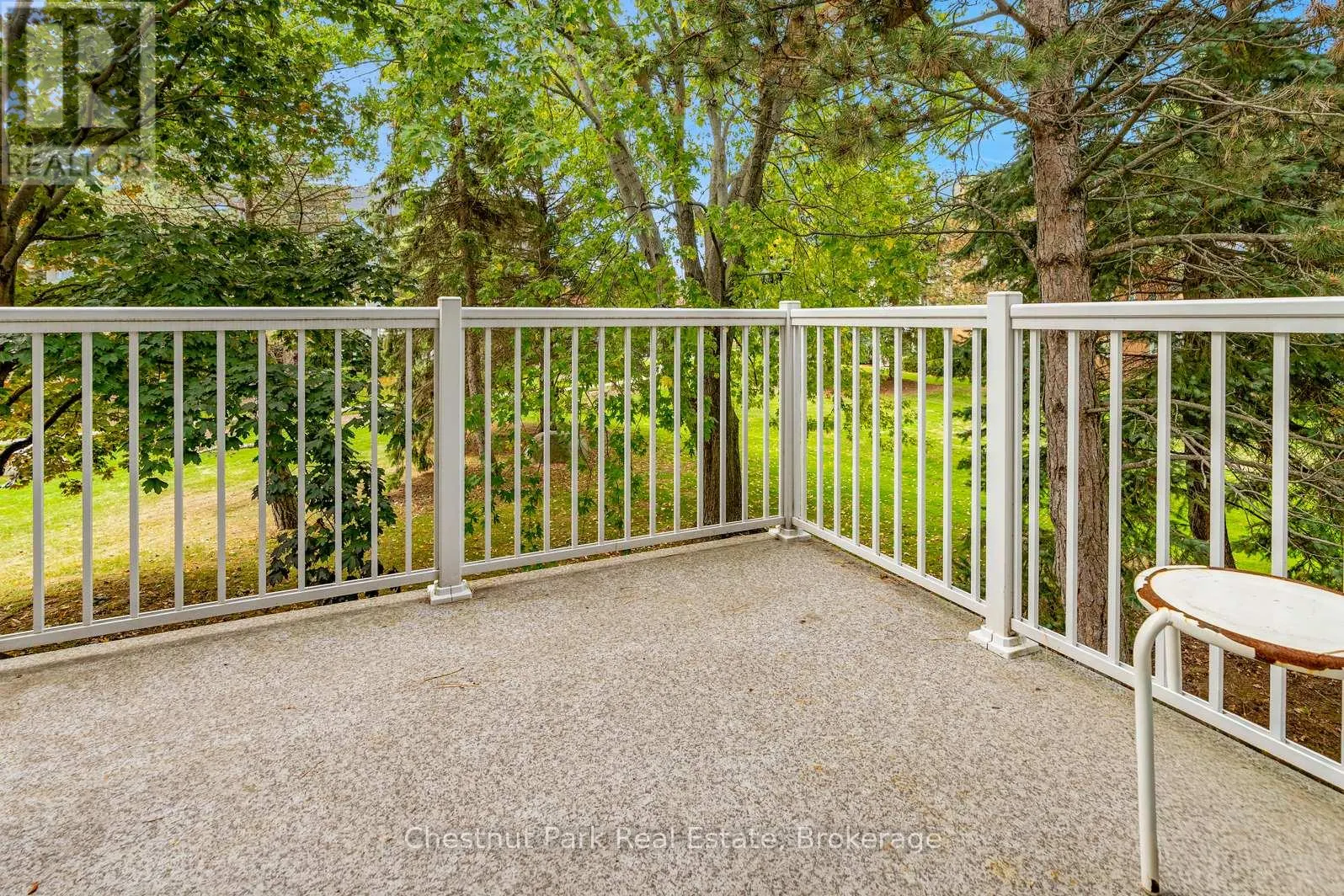 97 - 18 RAMBLINGS WAY, #97