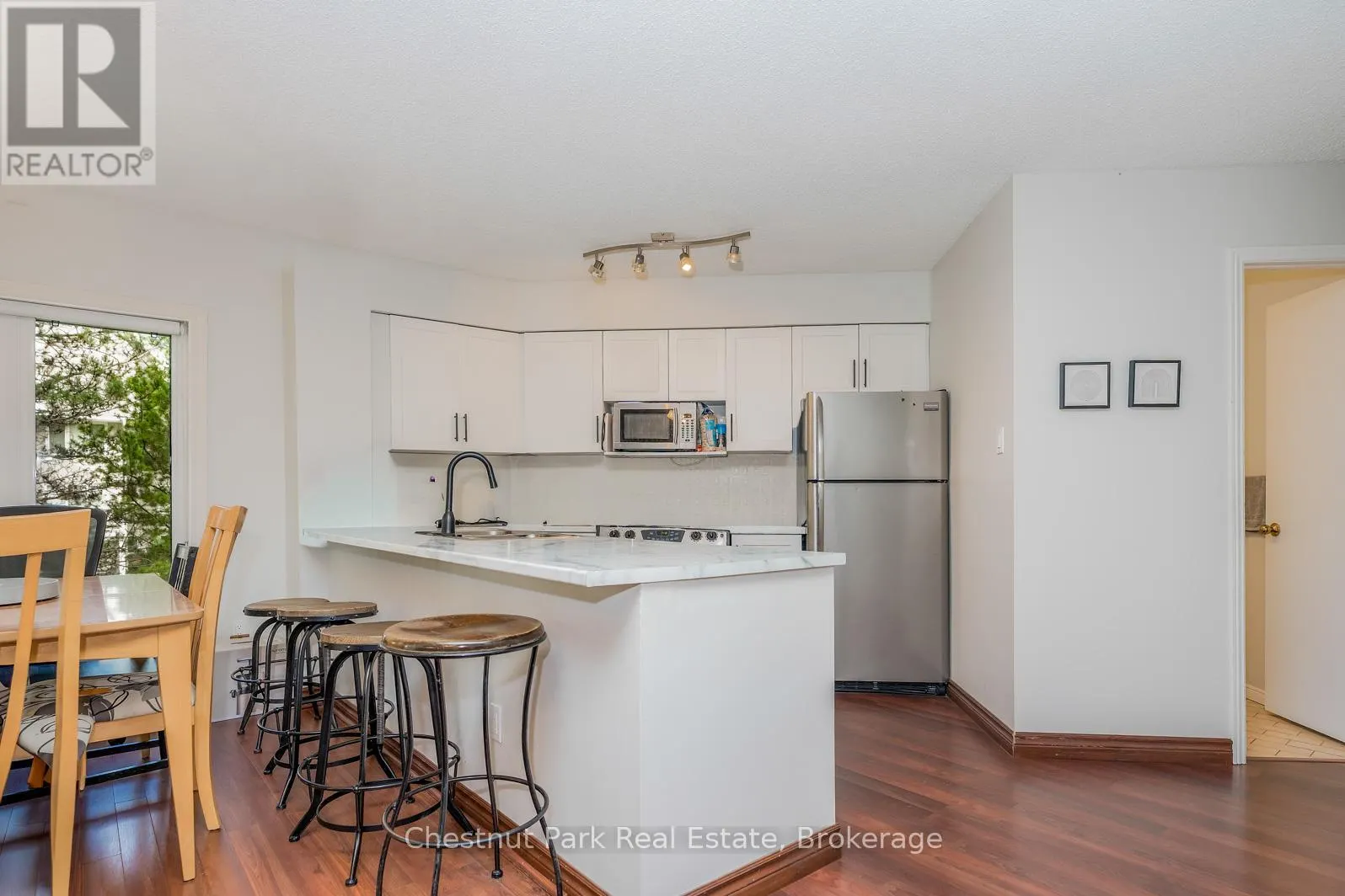 97 - 18 RAMBLINGS WAY, #97