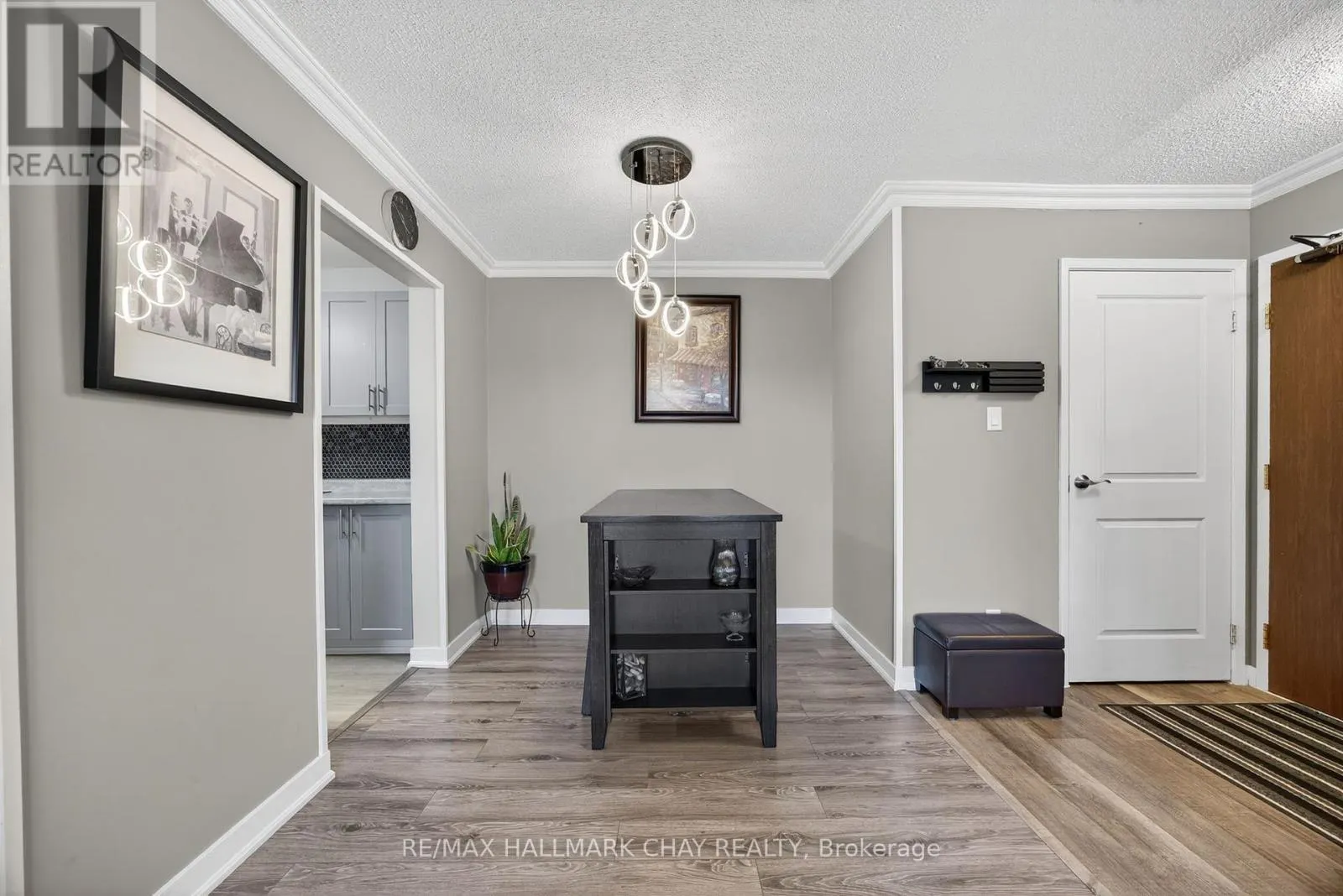 G9 - 147 EDGEHILL DRIVE