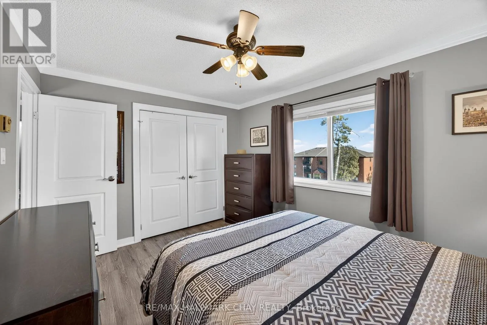 G9 - 147 EDGEHILL DRIVE