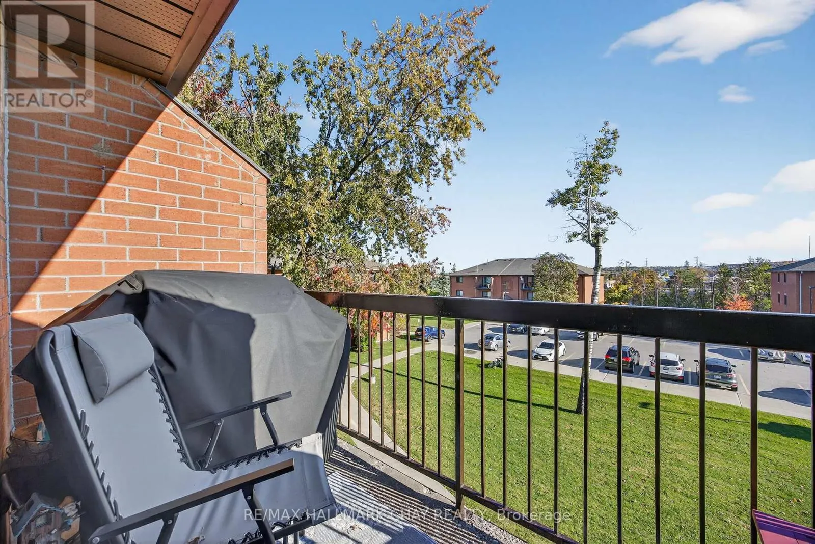 G9 - 147 EDGEHILL DRIVE