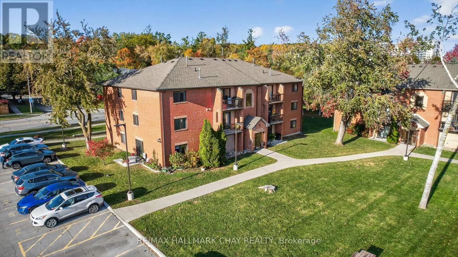 G9 - 147 EDGEHILL DRIVE