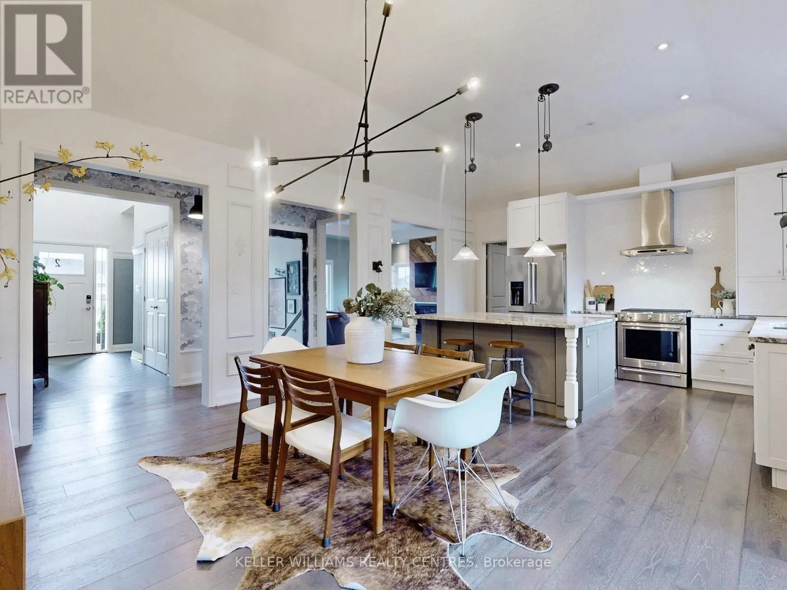 2 THOROUGHBRED DRIVE