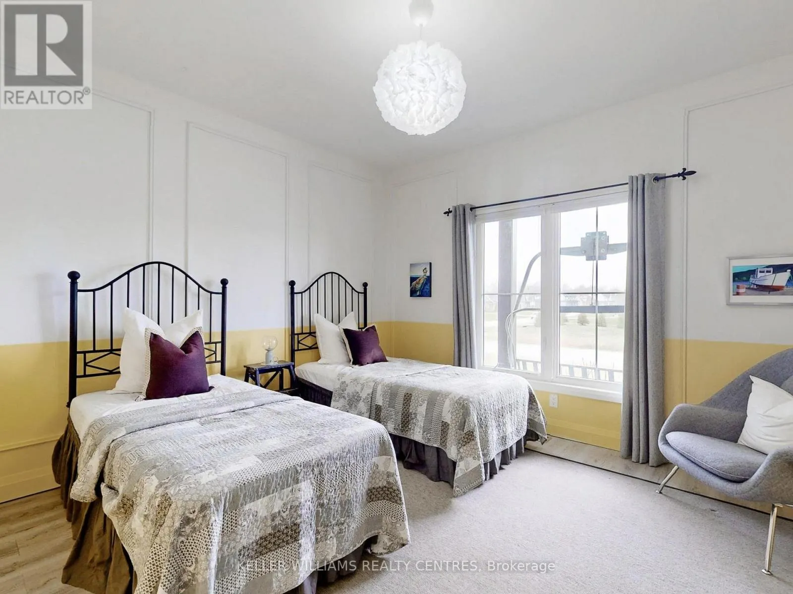 2 THOROUGHBRED DRIVE