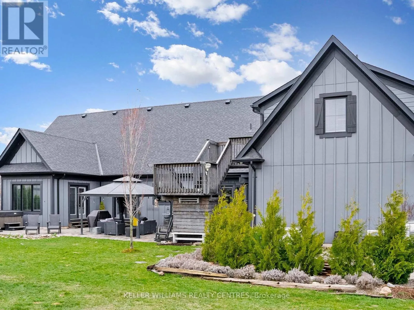 2 THOROUGHBRED DRIVE