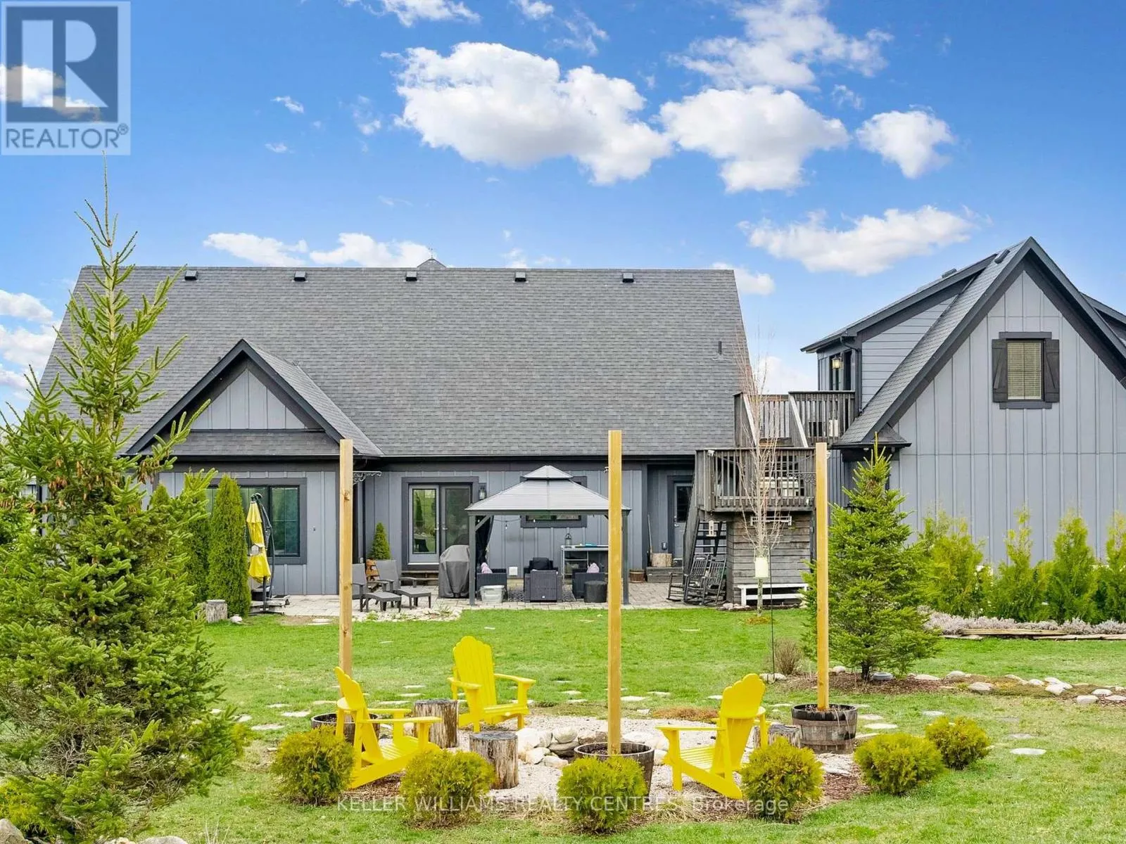 2 THOROUGHBRED DRIVE