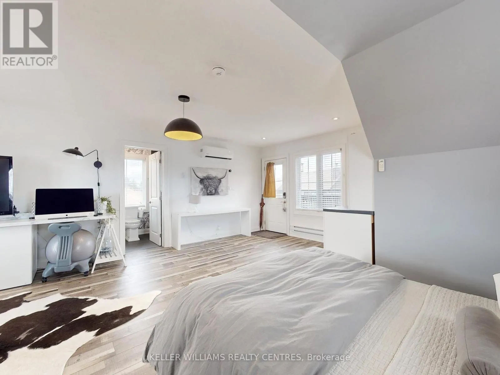 2 THOROUGHBRED DRIVE